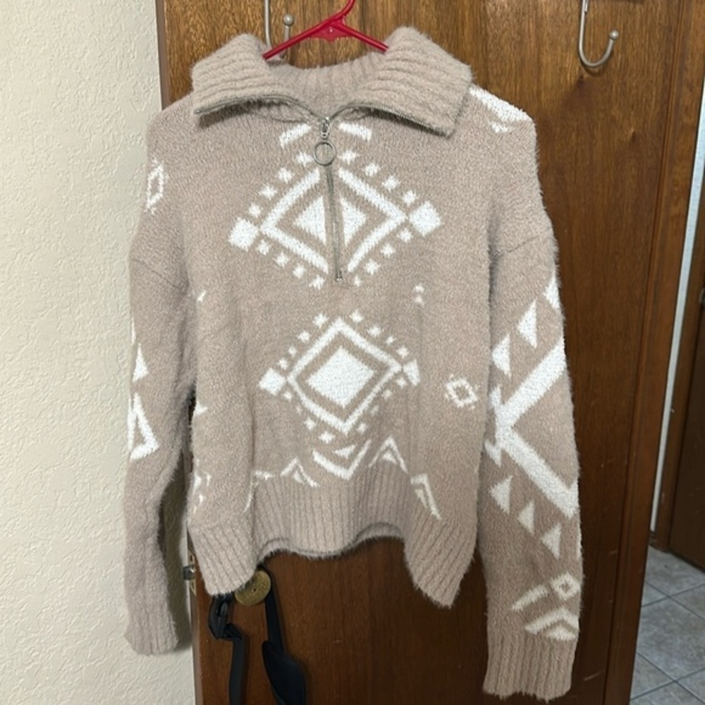 Jessica Simpson quarterzip sweater